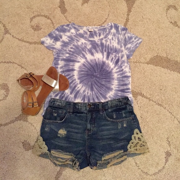 SALE! Free People Destroy Denim Shorts w/ Lace - Picture 3 of 6