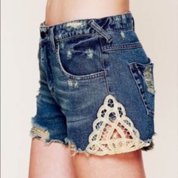 SALE! Free People Destroy Denim Shorts w/ Lace - Picture 2 of 6
