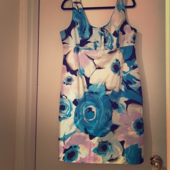 Blue floral cotton stretch dress