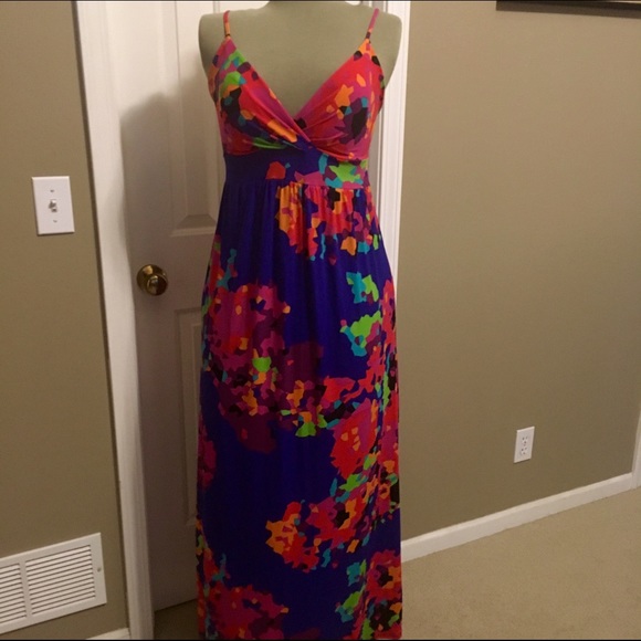 Summer ready maxi in tequila sunrise colors🍹