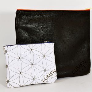 The Life Essentials Bag in size: standard