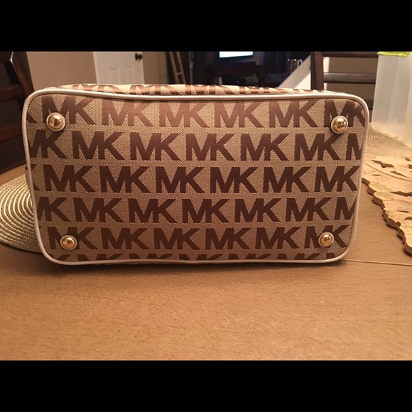 ❌❌NO LONGER AVAILABLE ❌❌ - Picture 2 of 4