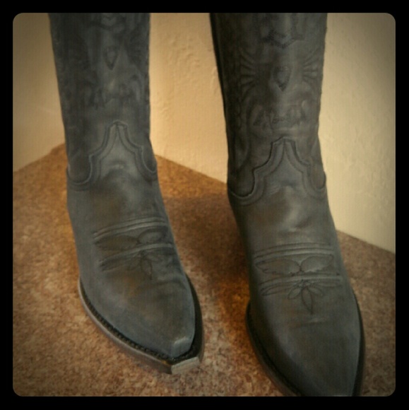 Eight Second Angel cowboy boots SZ 8.5