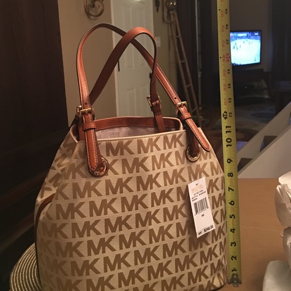 ❌❌NO LONGER AVAILABLE ❌❌ - Picture 2 of 4