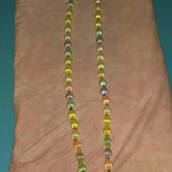 Satin pearl necklace