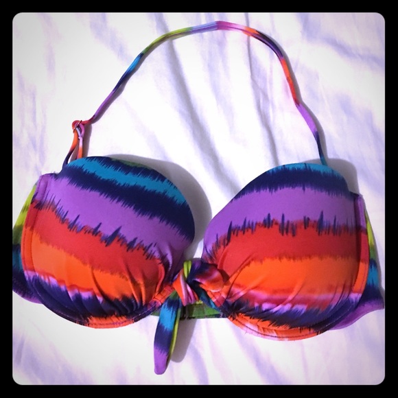 Convertible bikini top. ⭐️this is not a bra⭐️