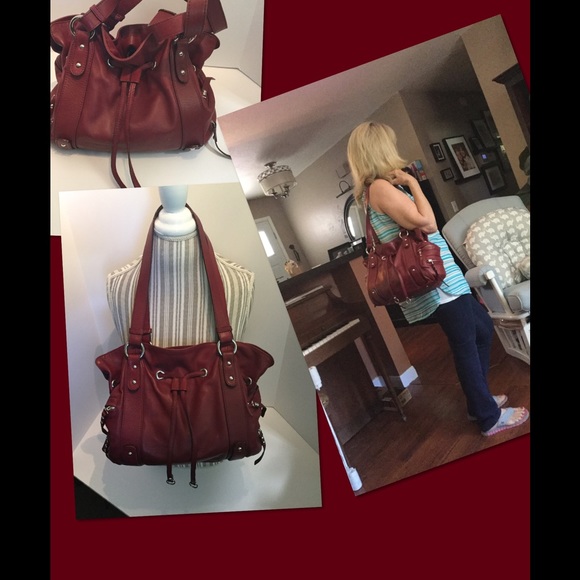 TRADED WITH NADIA - Picture 2 of 4