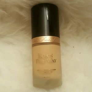 Too Faced Born This Way in "Ivory"