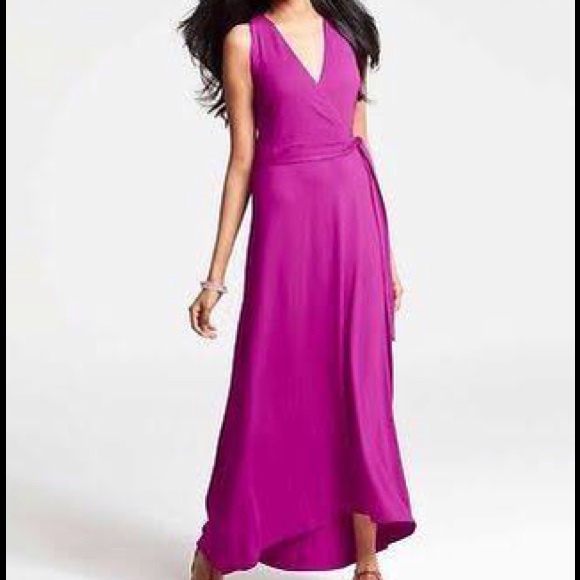 Ann Taylor Dresses & Skirts - ‼️Flash Sale‼️Ann Taylor Beautiful Maxi Dress