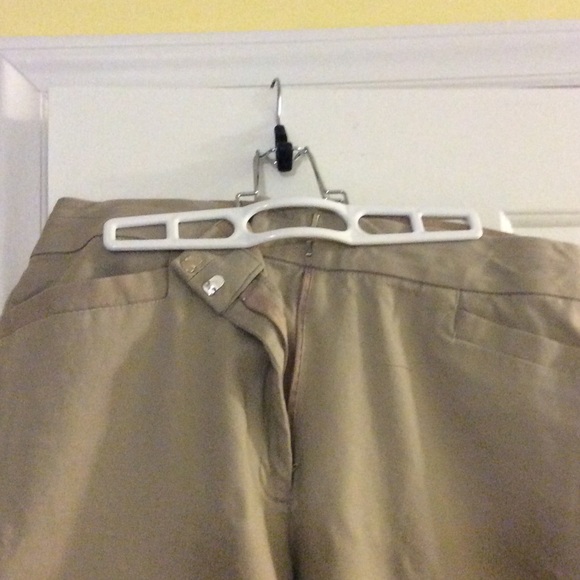 Capri's - Picture 2 of 4