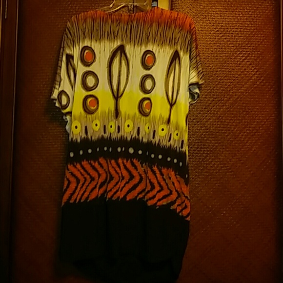 Top - Picture 2 of 3