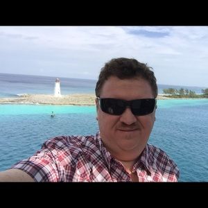 Meet your Posher, Mike