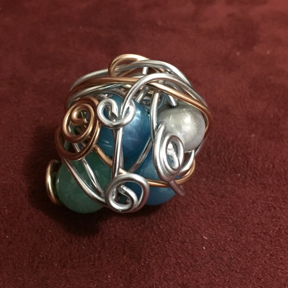 Handmade wire ring - Picture 1 of 3