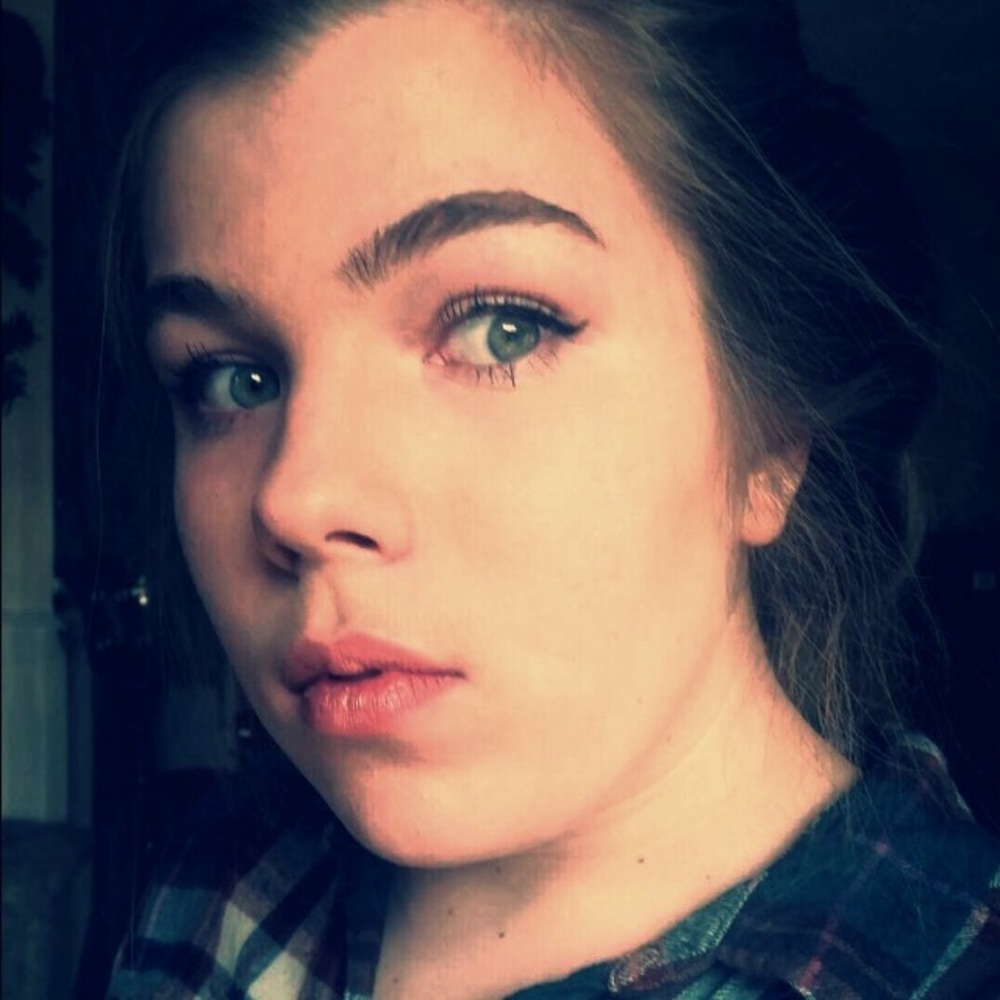 Meet your Posher, Casey