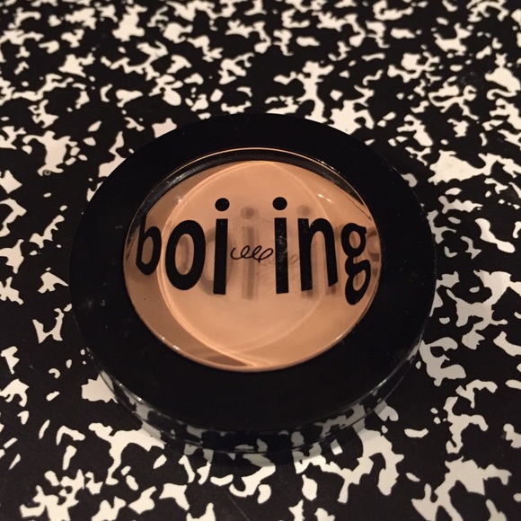 Benefit Other - Boiing concealer 01
