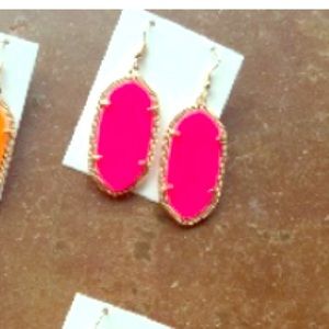 Pink inspired Kendra Scott's