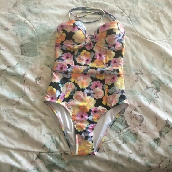 Brand new ASOS vintage floral 1 piece