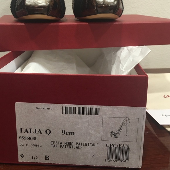 SOLD Salvatore Ferragamo Talia Q Heel, - Picture 3 of 4