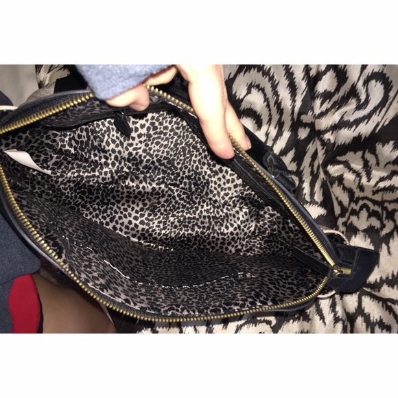 Snakeskin handbag - Picture 4 of 4