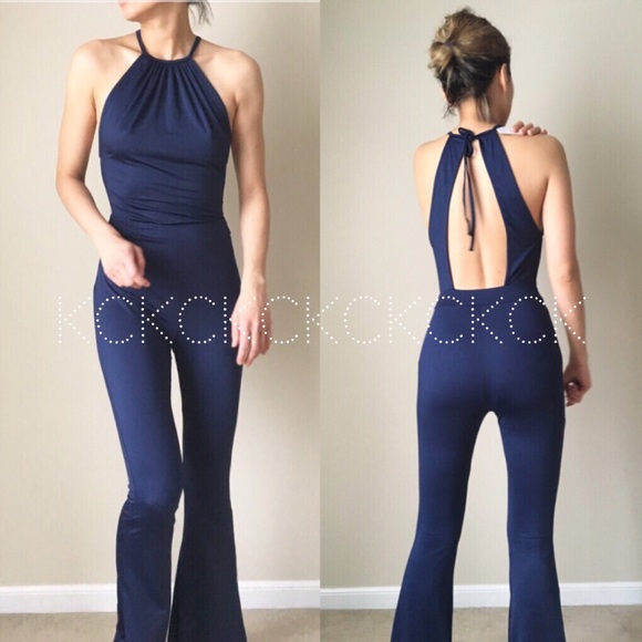 Flare jumpsuit with halter neck - Picture 2 of 4