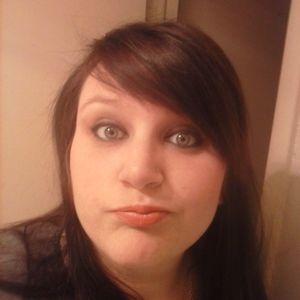 Meet your Posher, Holly