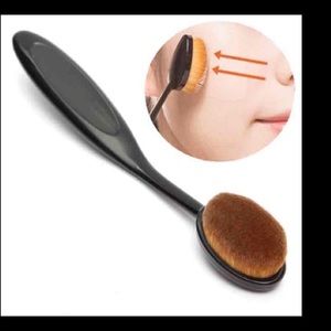 New pro oval brush set