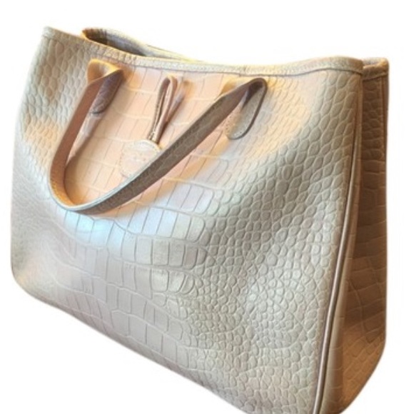 Pre-owned Longchamp Roseau Embossed Vernis