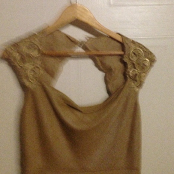 Dress - Picture 2 of 4