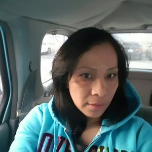 Meet your Posher, Roxana