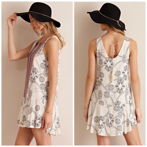 Drop Waist Printed Dress - Picture 2 of 3