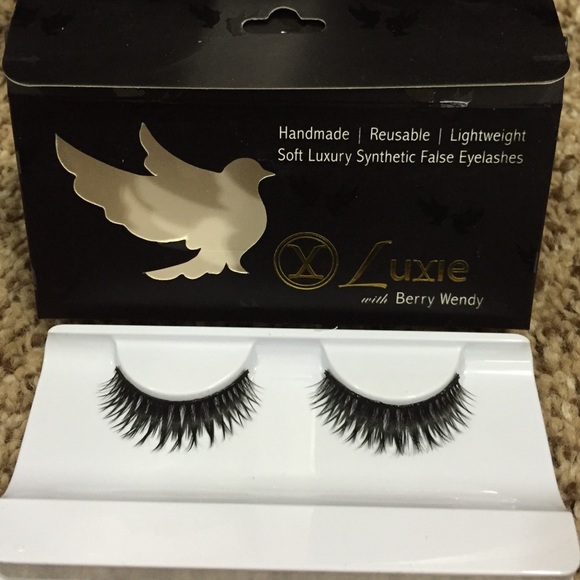 Brand new berry Wendy luxie lashes "desirable"