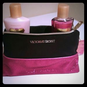 Victoria Secret bag with fragrance gift