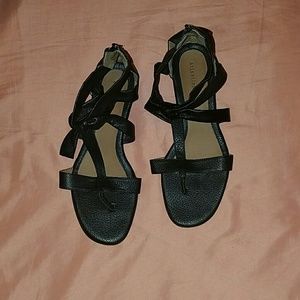 Nwot attention sandles