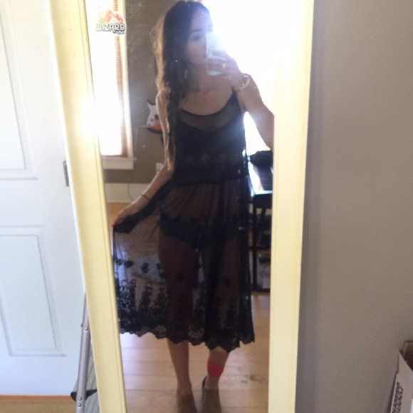 Sheer Black Embroidered Mesh Festival Midi dress - Picture 4 of 4