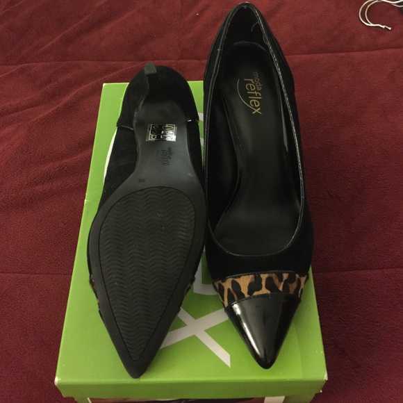 Pumps - Picture 4 of 4