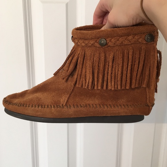 Fringe Minnetonka booties