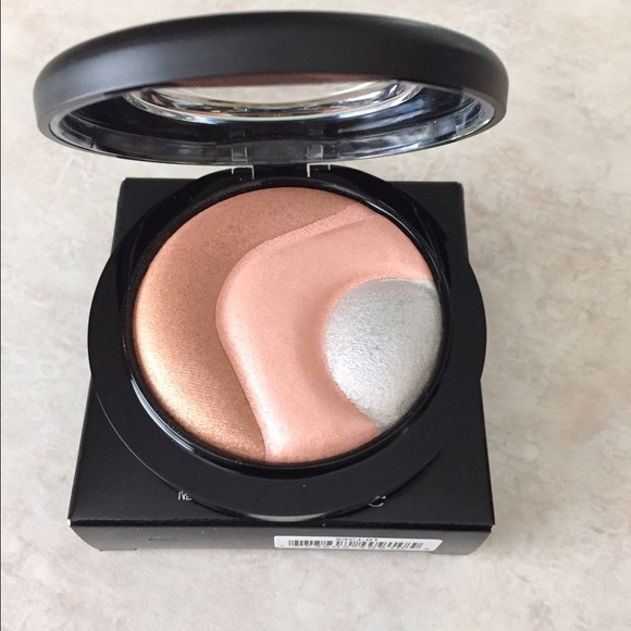 ***SOLD ON MERC***Mac otherearthly - Picture 2 of 3