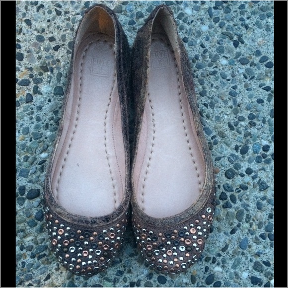 Frye Carson studded ballet flats size 8