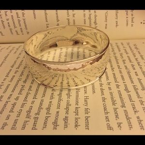 💥CLOSING IN 24 HRS💥SS Hammered Ippolita Cuff