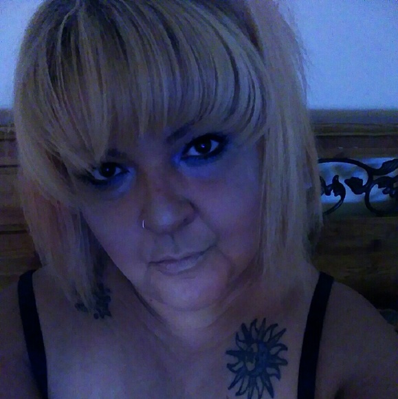 Meet your Posher, Irma - Picture 4 of 8