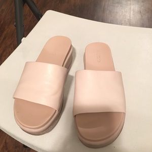 Aldo platform slipper