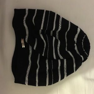NWOT Calvin Klein beanie