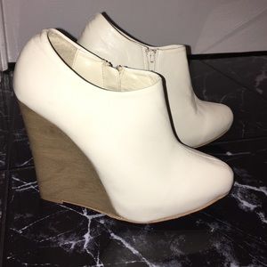 White wedges