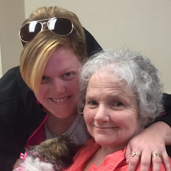 Meet your Posher, Tara