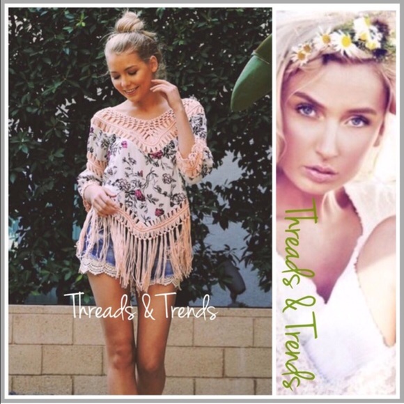🆕Floral Print Macreme Fringe Blouse Pastel - Picture 2 of 4