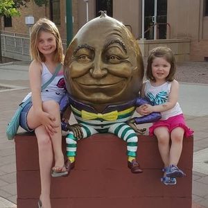 Meet your Posher, Lisa