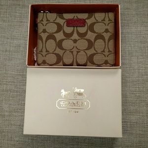 Coach wristlet