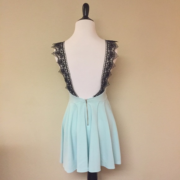 NFS Gorgeous mint skater dress - Picture 4 of 4