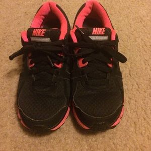 Nike Dual Fusion ST2