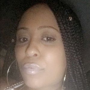 Meet your Posher, Quateka
